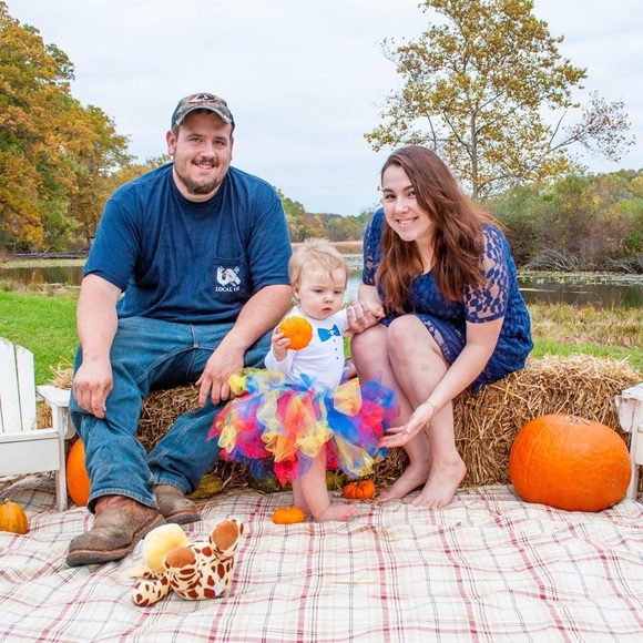 Meet your Posher, Haley - Picture 2 of 3